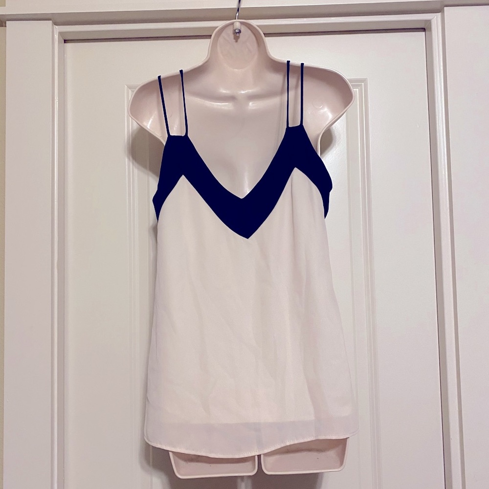 Lulu’s Ivory and Black Tank - Picture 6 of 6